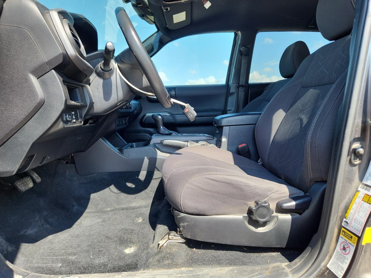 2016 TOYOTA TACOMA
