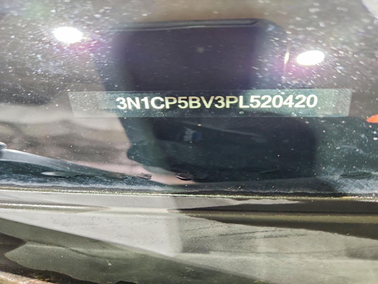 2023 NISSAN KICKS