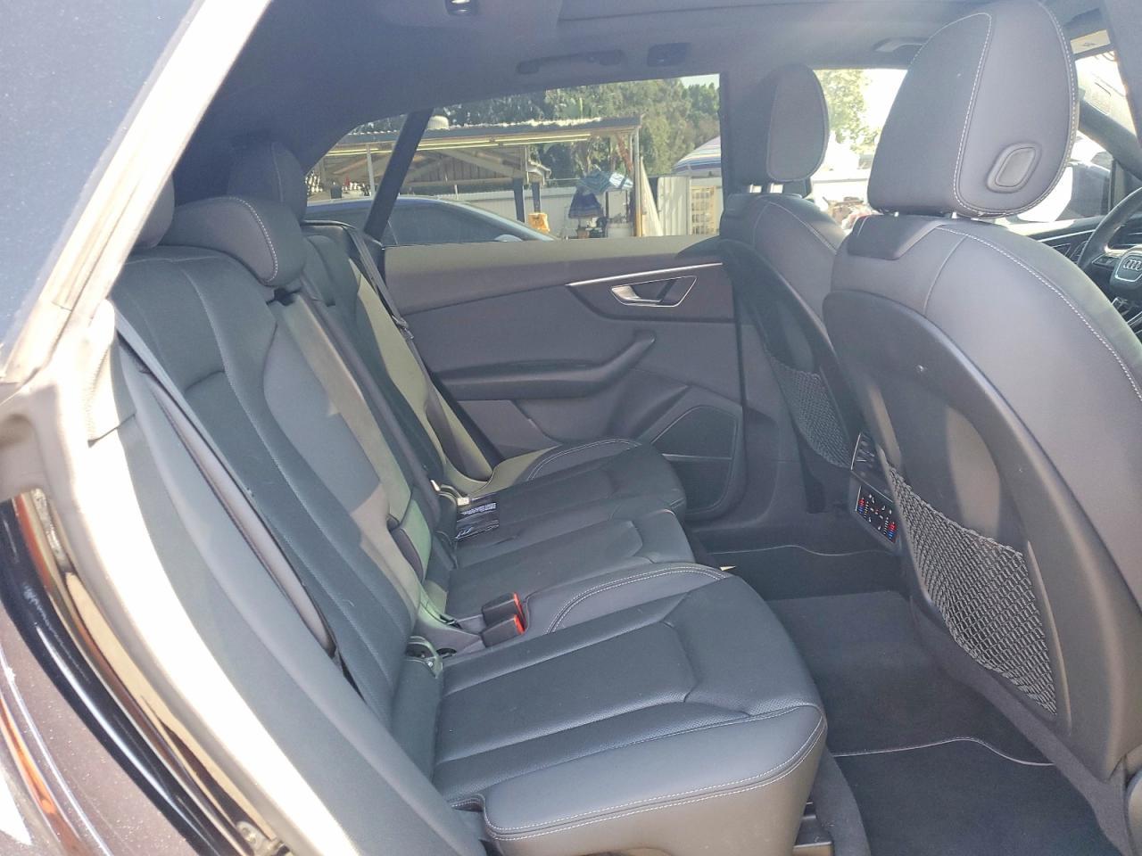 2021 AUDI Q8