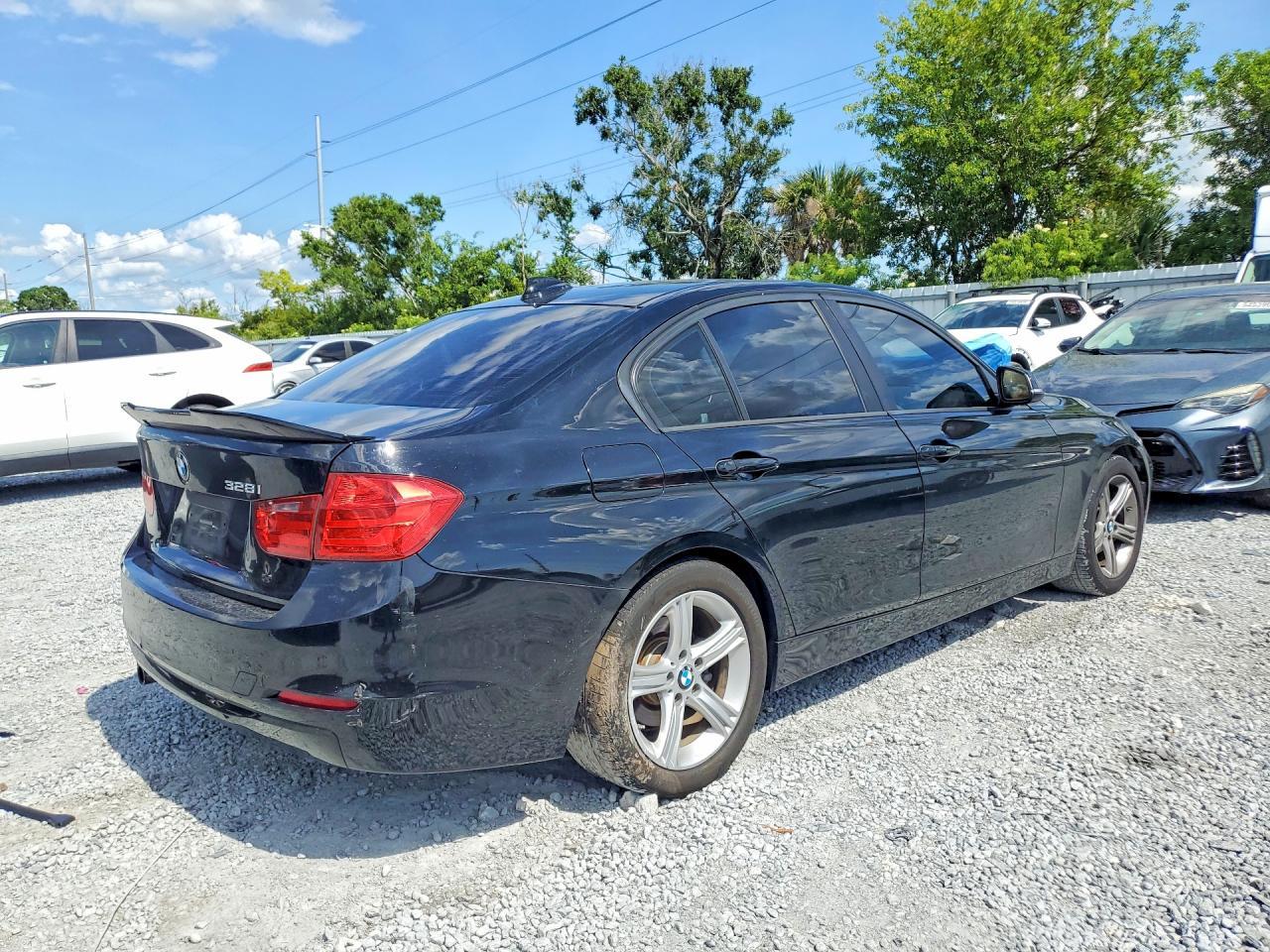 2013 BMW 3 SERIES