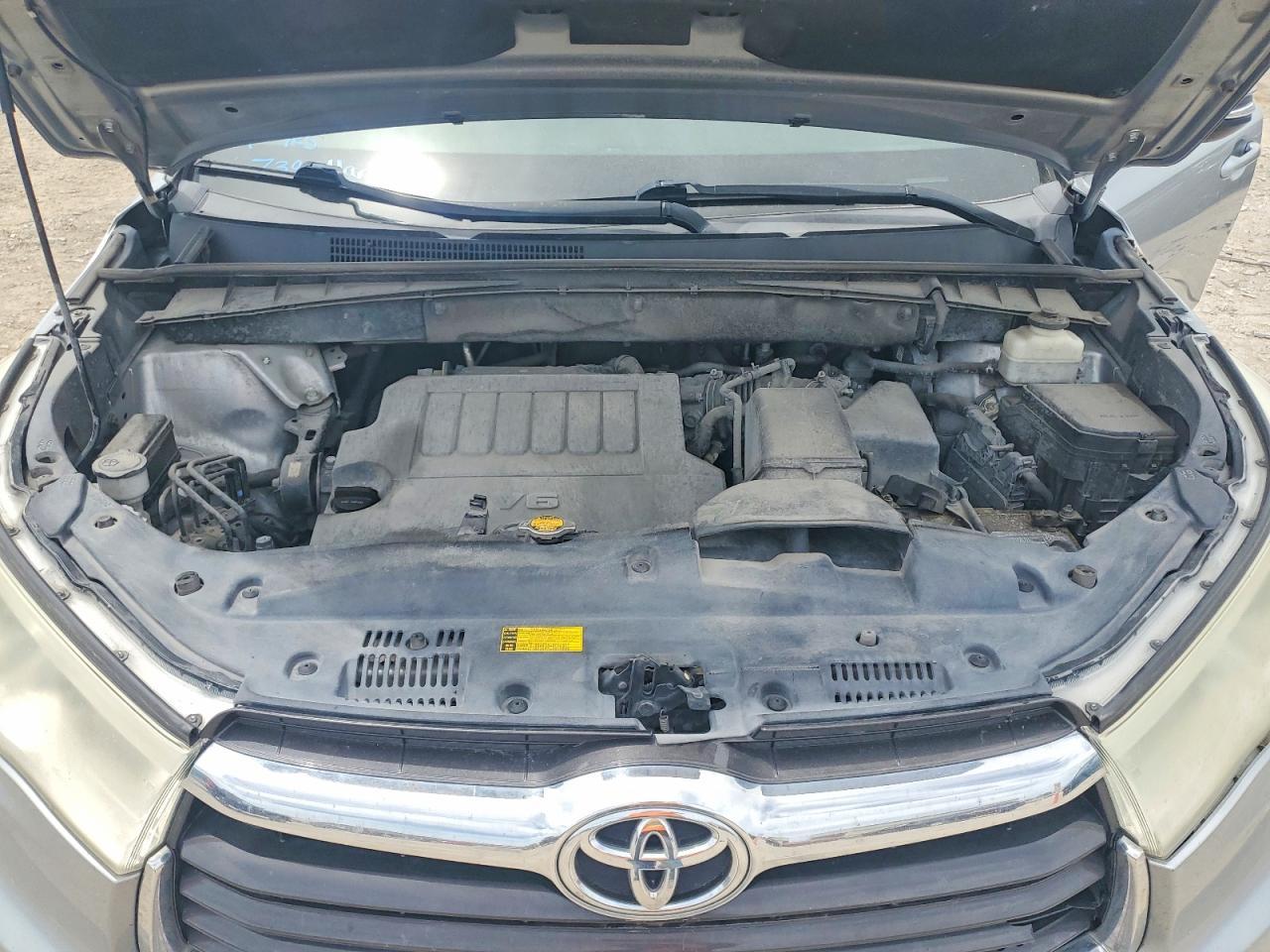 2014 TOYOTA HIGHLANDER