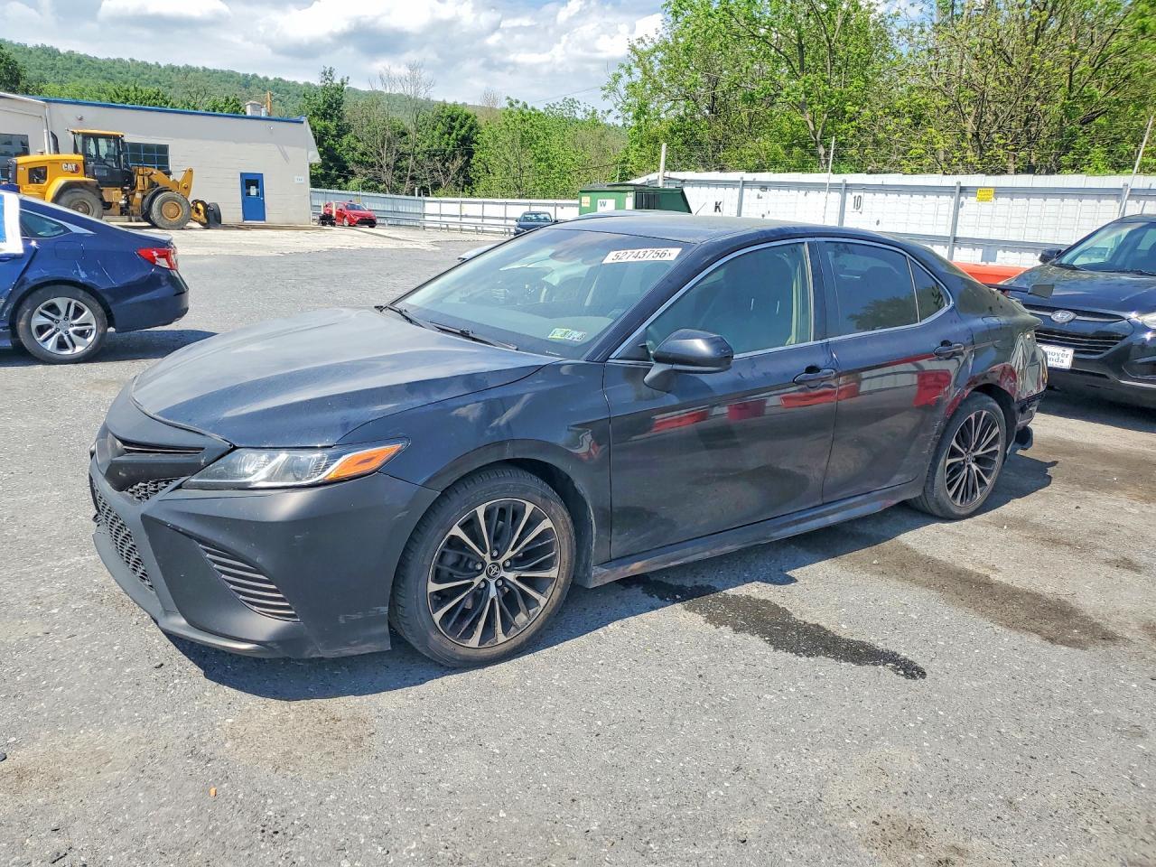 2018 TOYOTA CAMRY