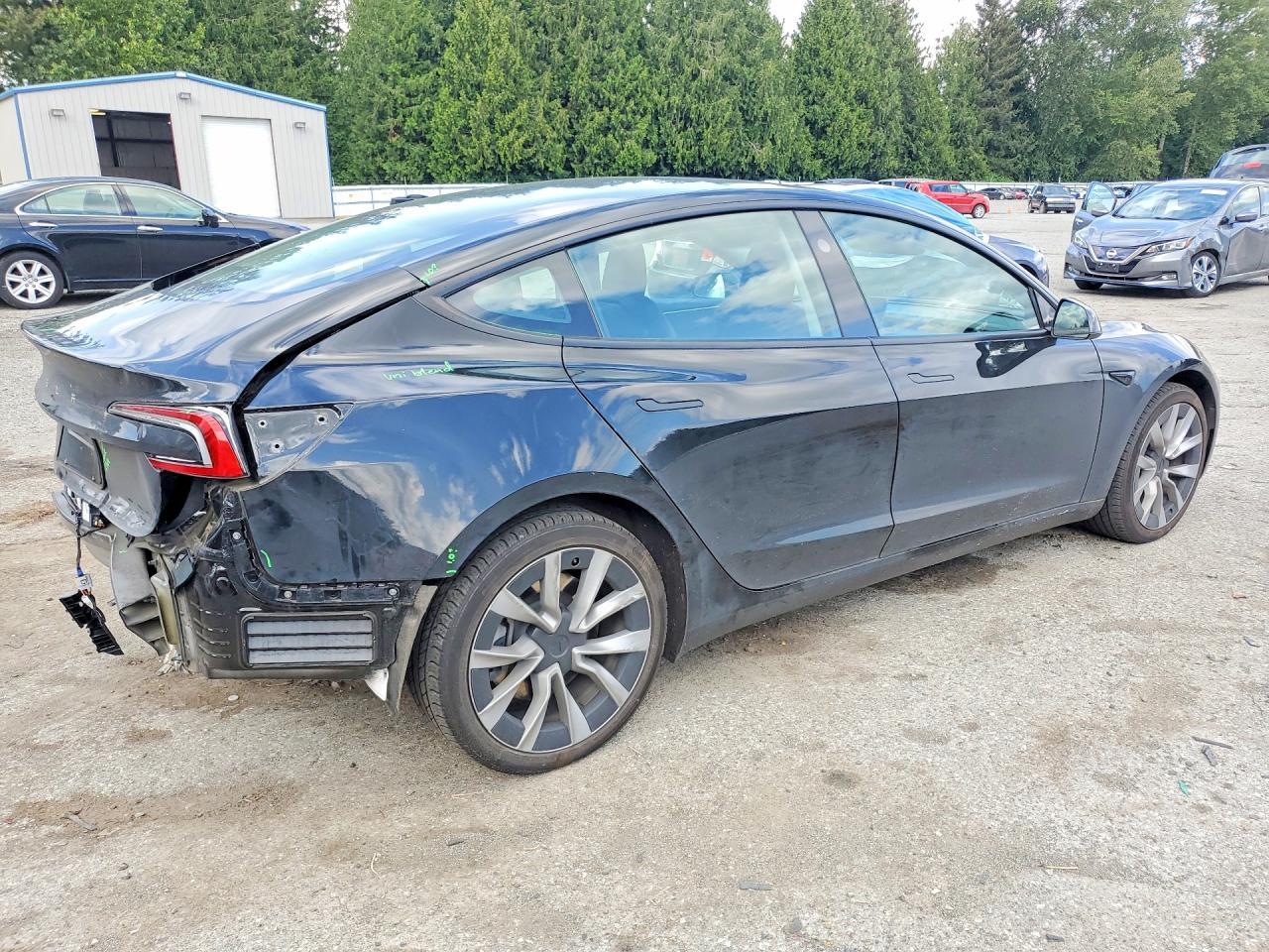 2024 TESLA MODEL 3