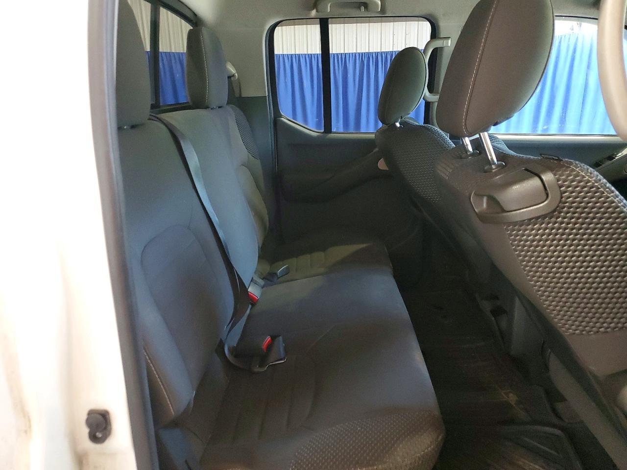 2014 NISSAN Frontier