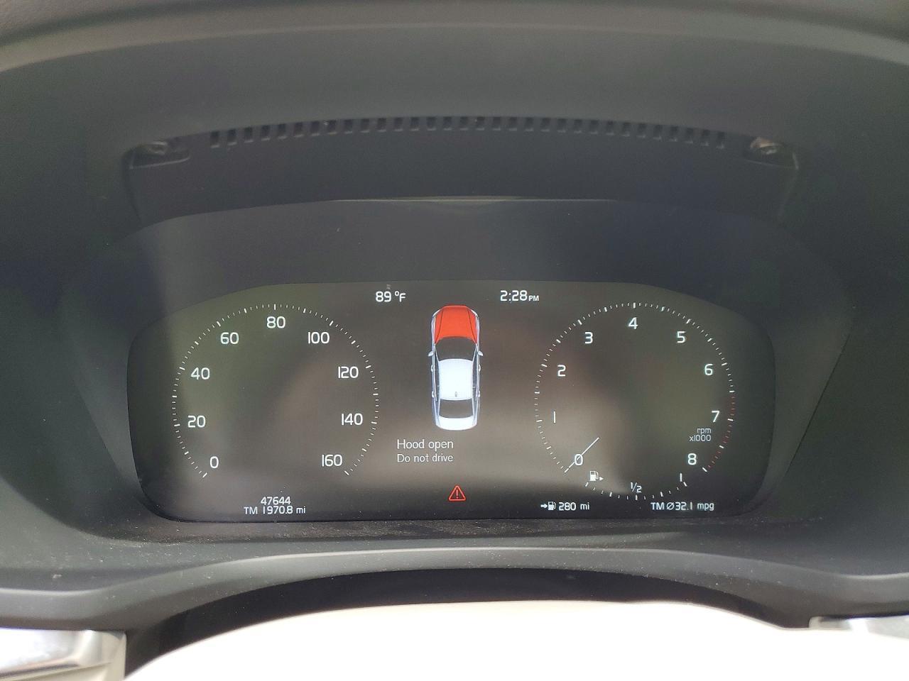 2022 VOLVO S60