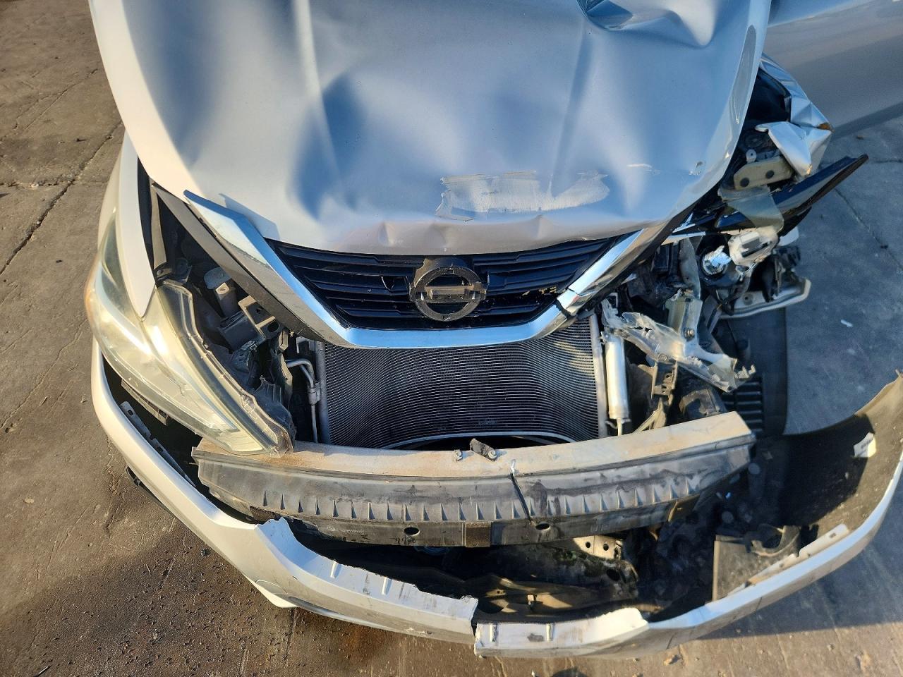 2017 NISSAN ALTIMA