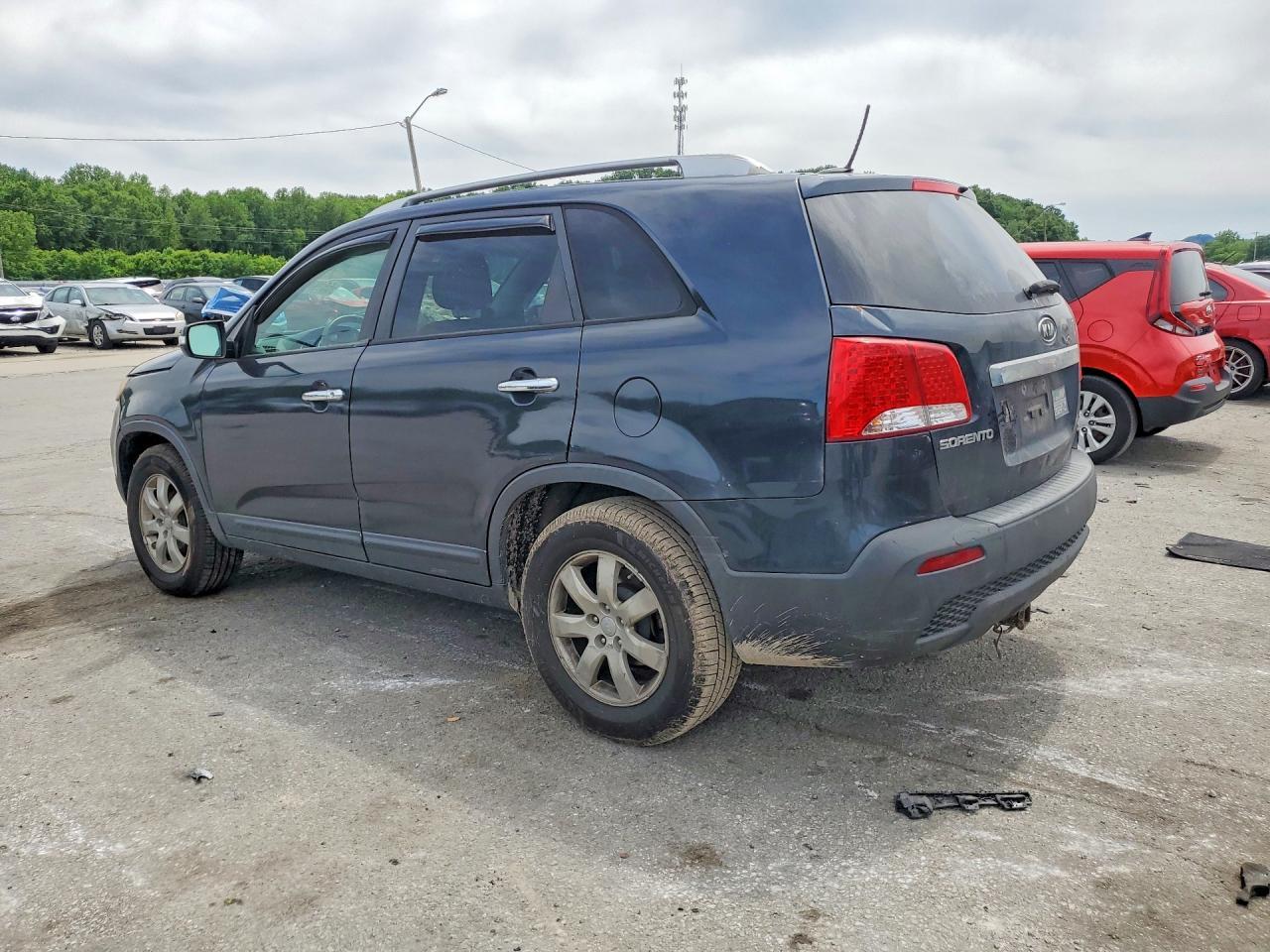 2013 KIA SORENTO