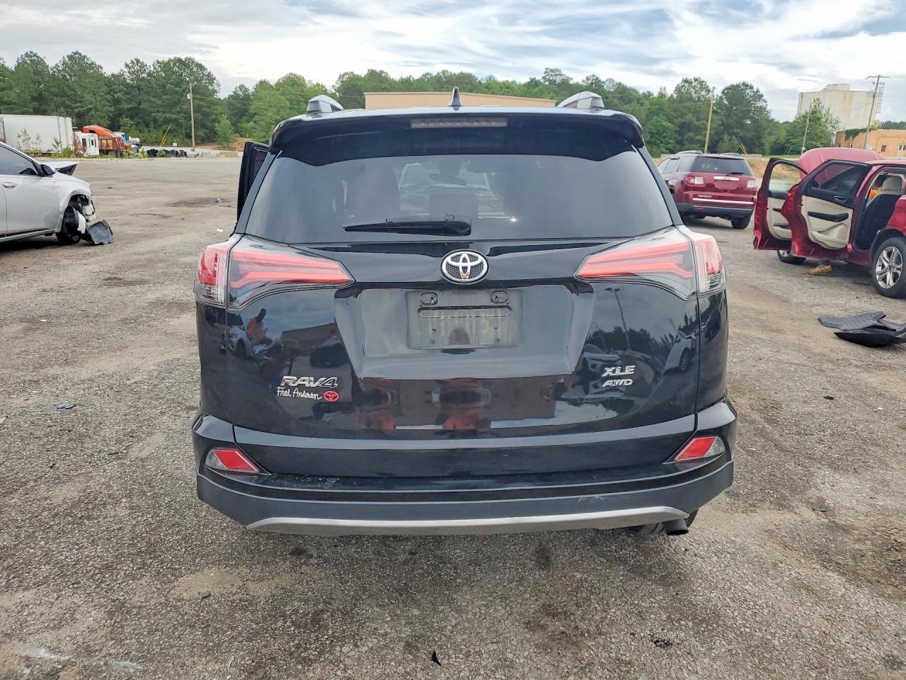 2017 TOYOTA RAV4