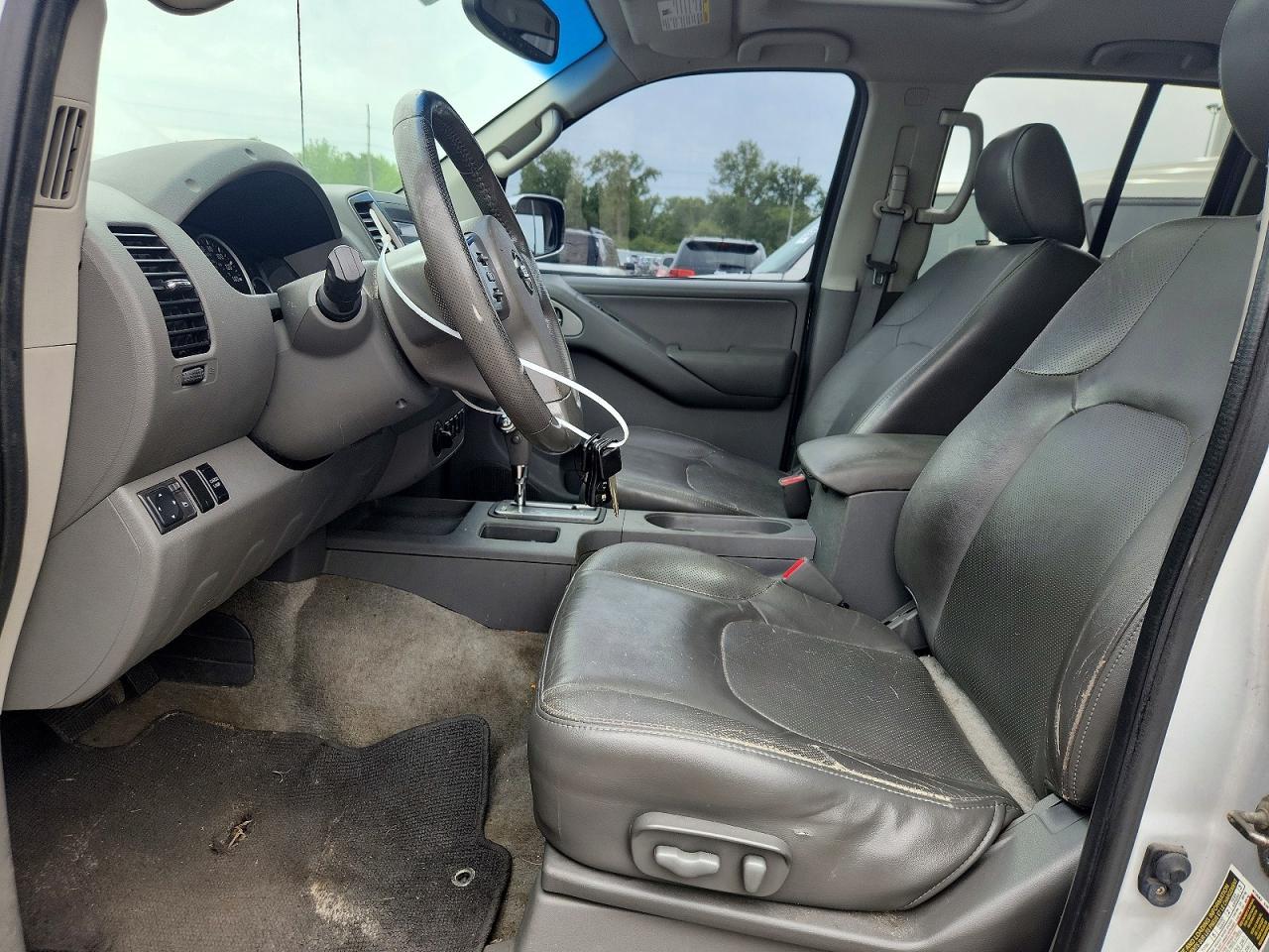 2012 NISSAN Frontier