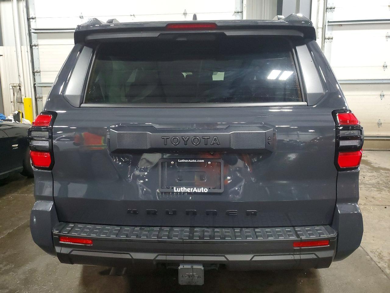 2025 TOYOTA 4Runner