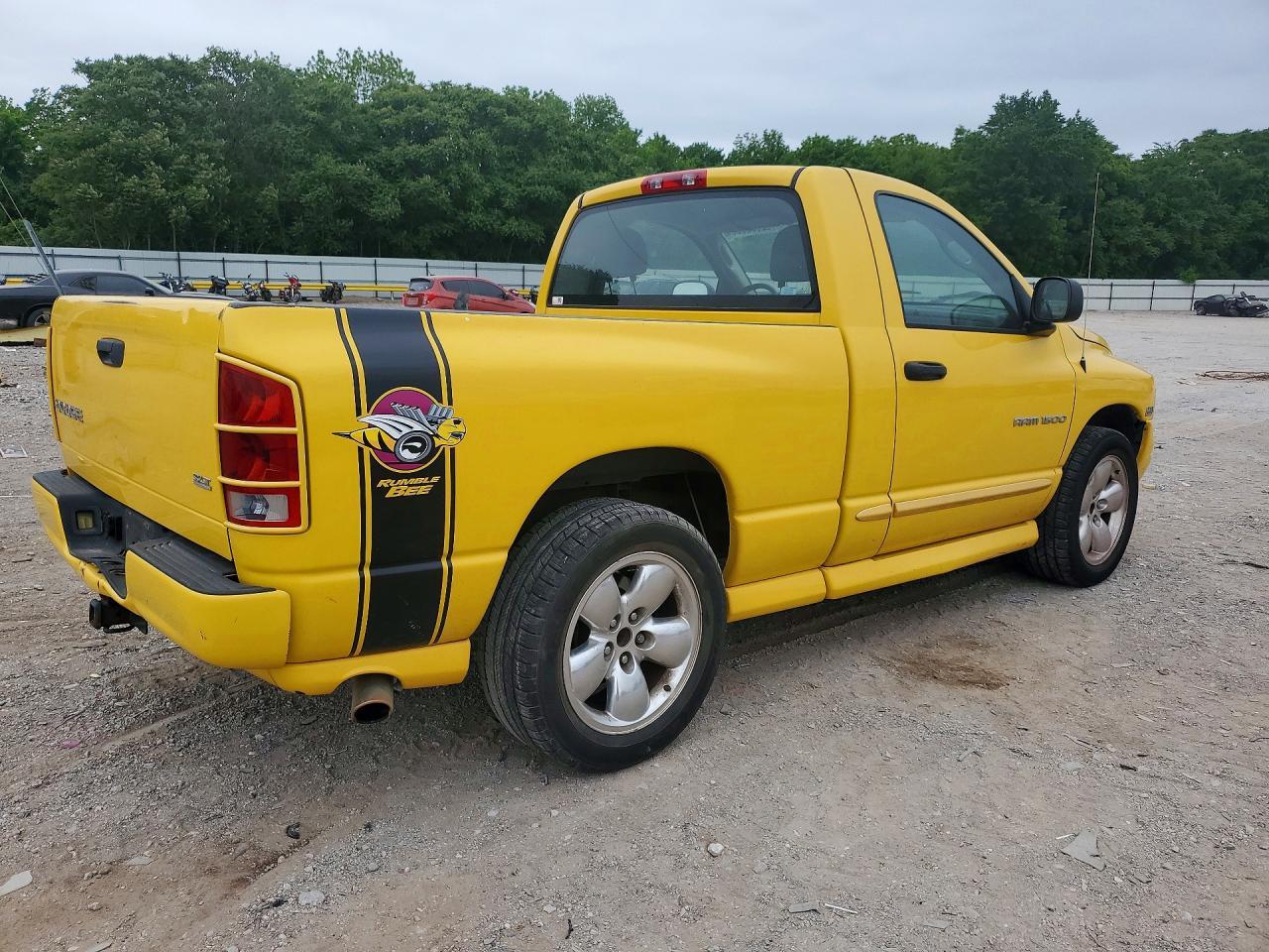 2004 DODGE RAM 1500