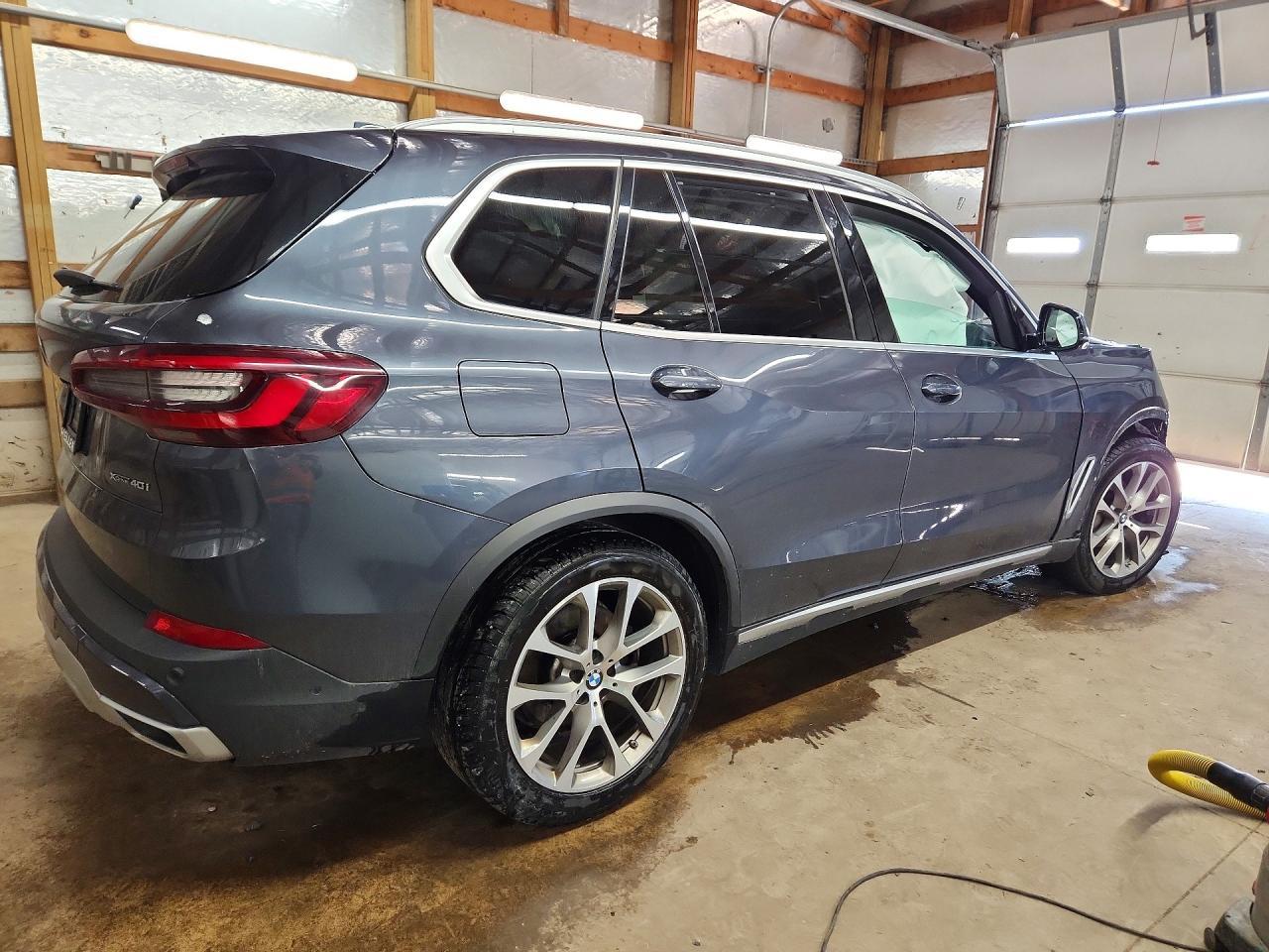 2021 BMW X5