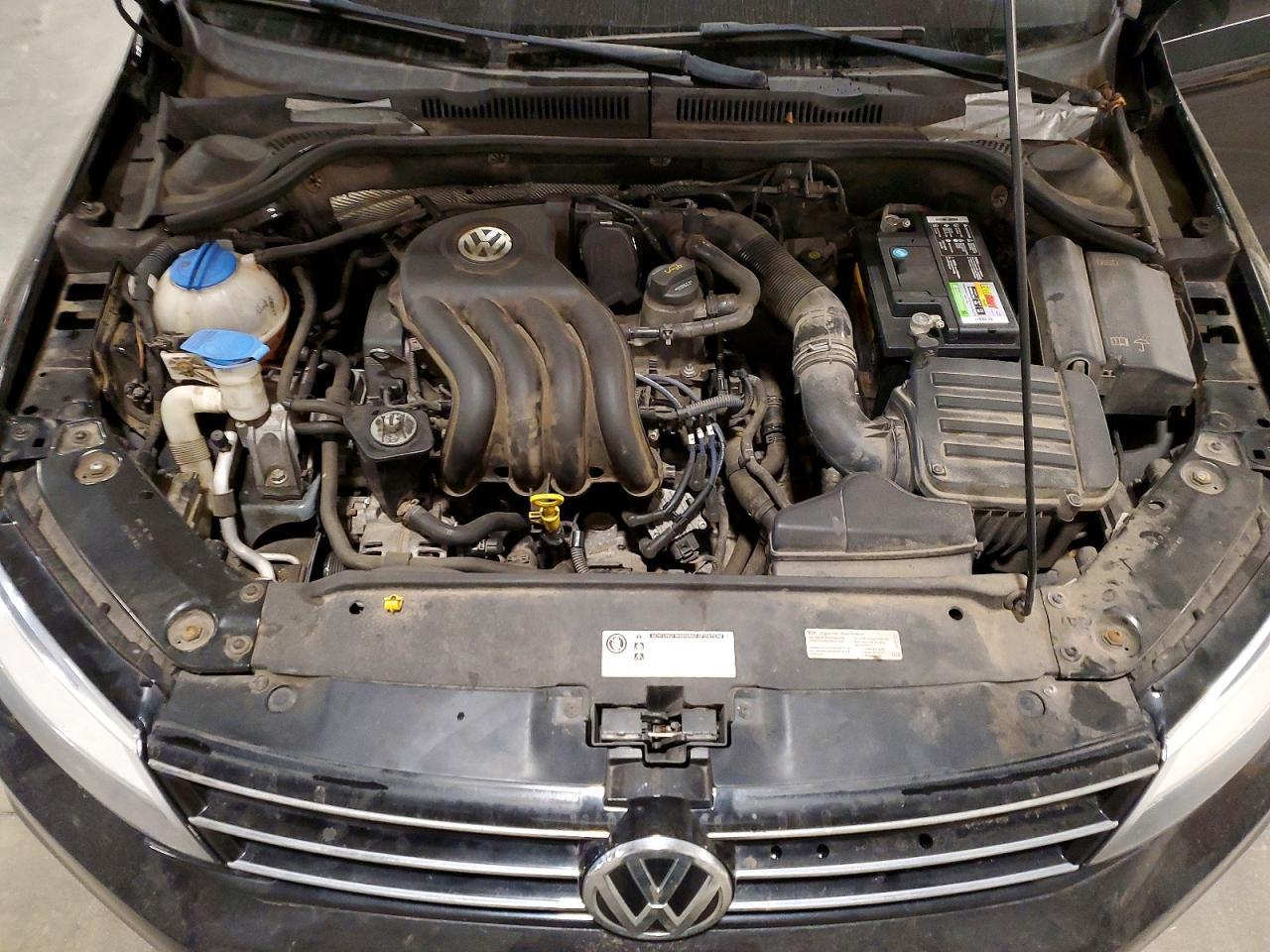 2015 VOLKSWAGEN JETTA