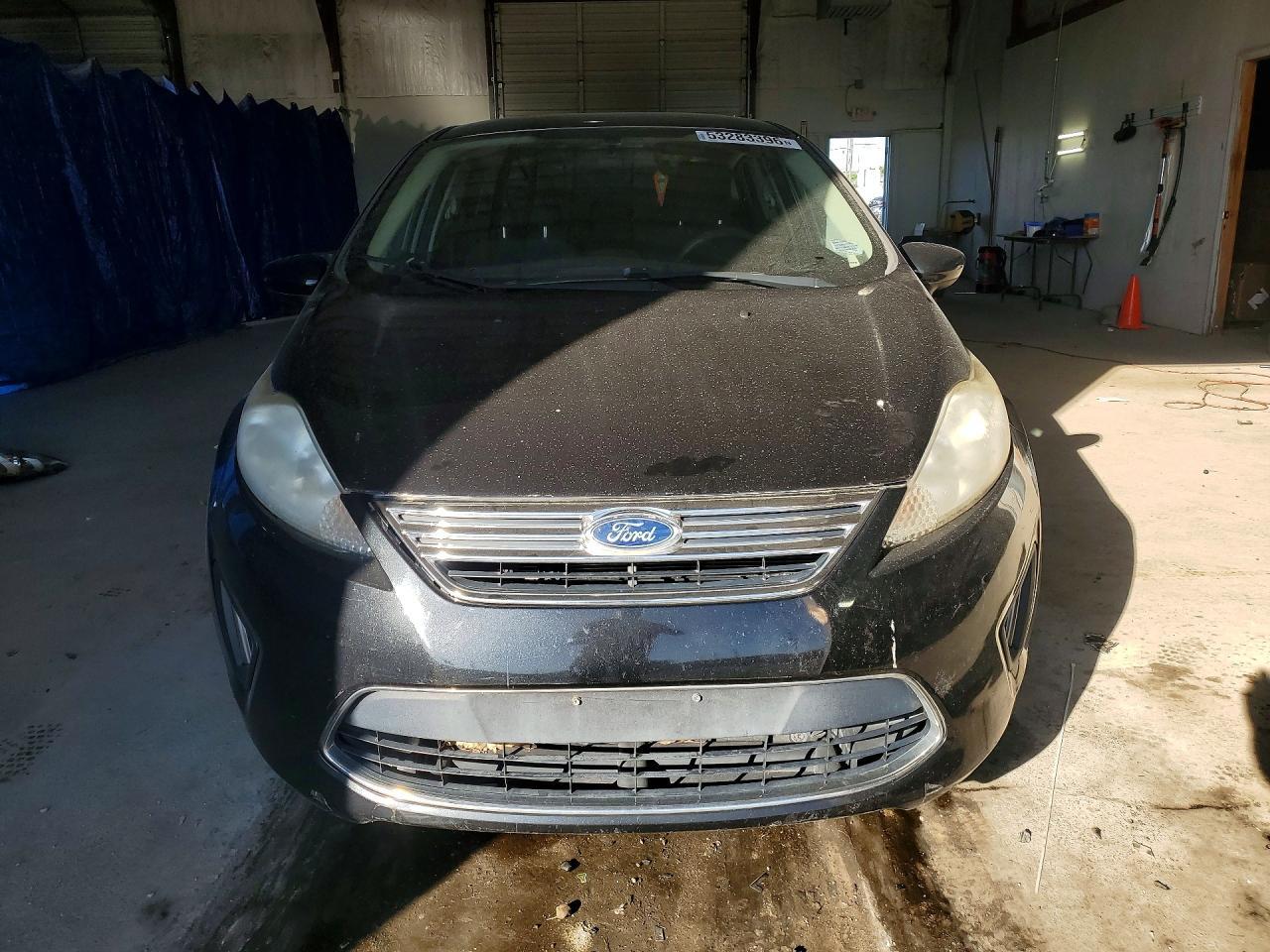2011 FORD Fiesta