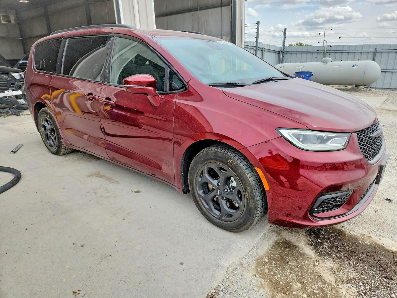 2021 CHRYSLER Pacifica
