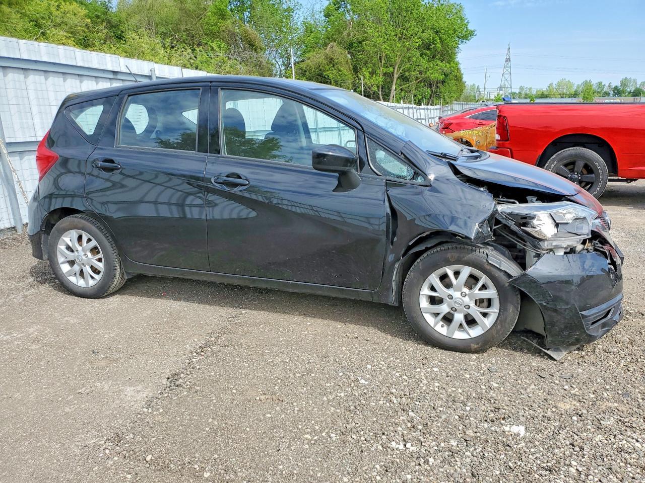 2017 NISSAN Versa Note