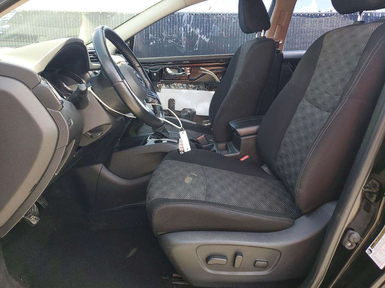 2021 NISSAN Rogue Sport