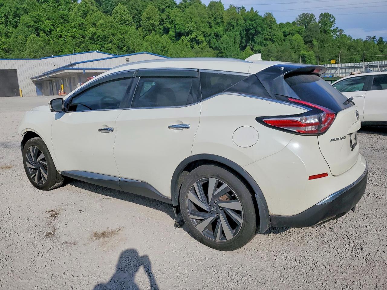 2016 NISSAN MURANO