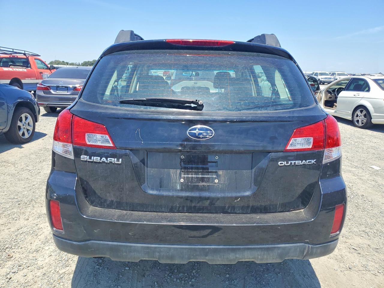 2013 SUBARU Outback