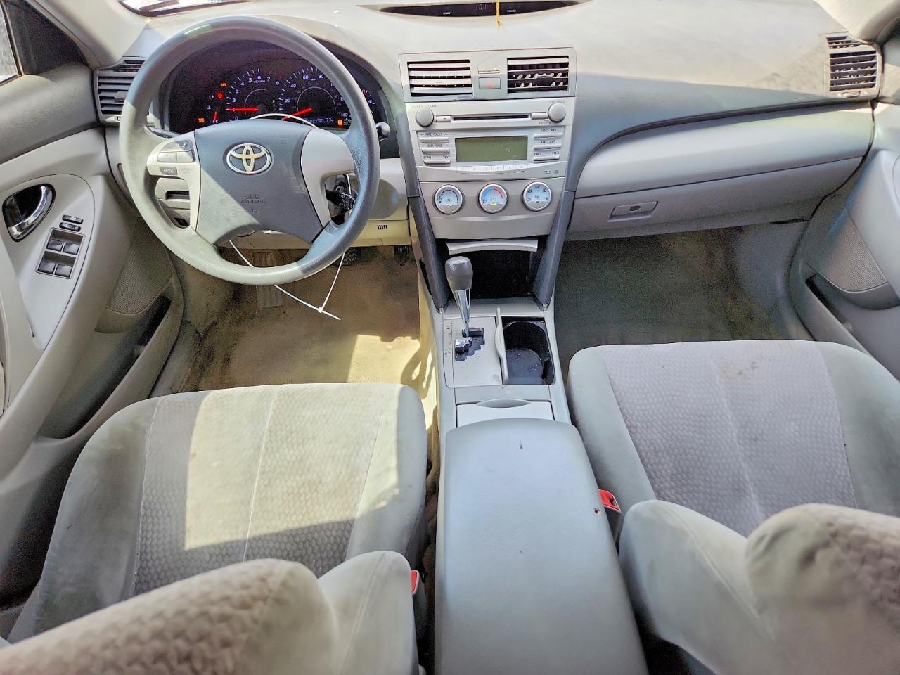 2011 TOYOTA CAMRY