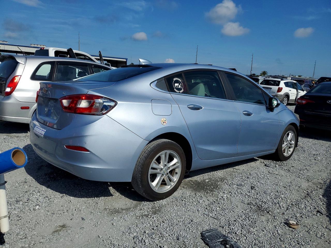 2018 CHEVROLET CRUZE