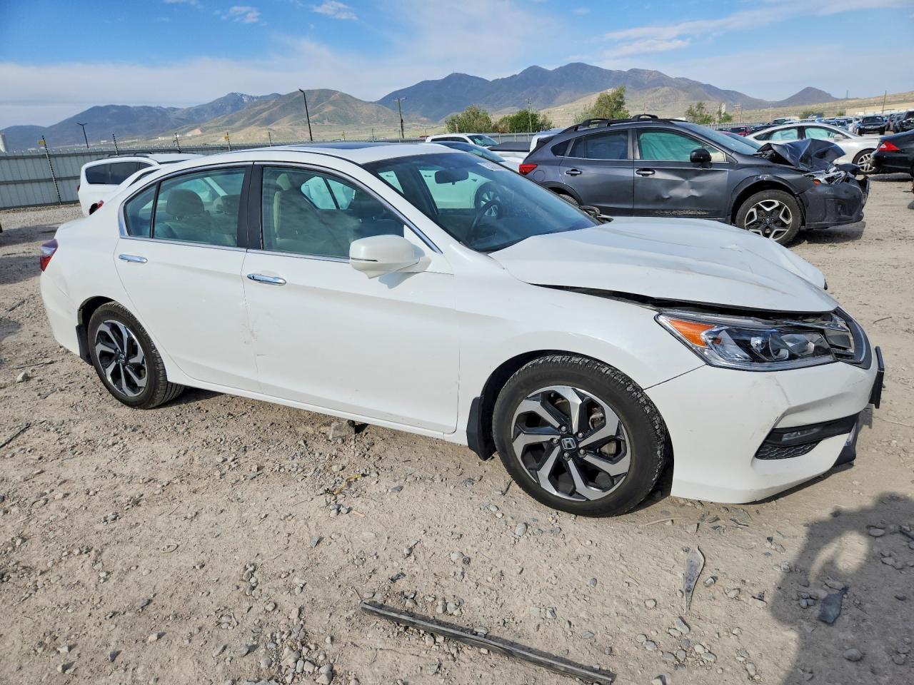 2016 HONDA ACCORD