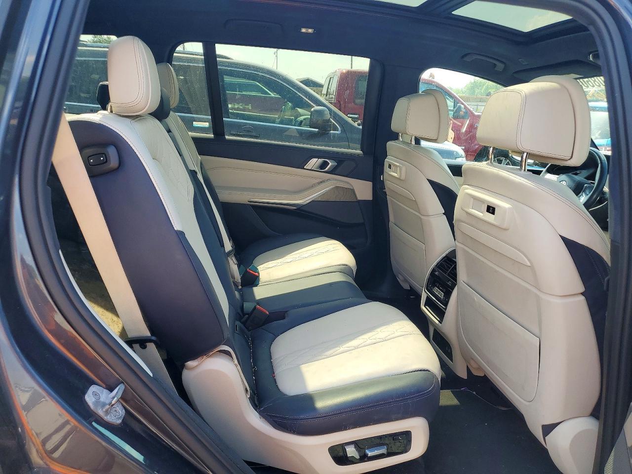 2019 BMW X7