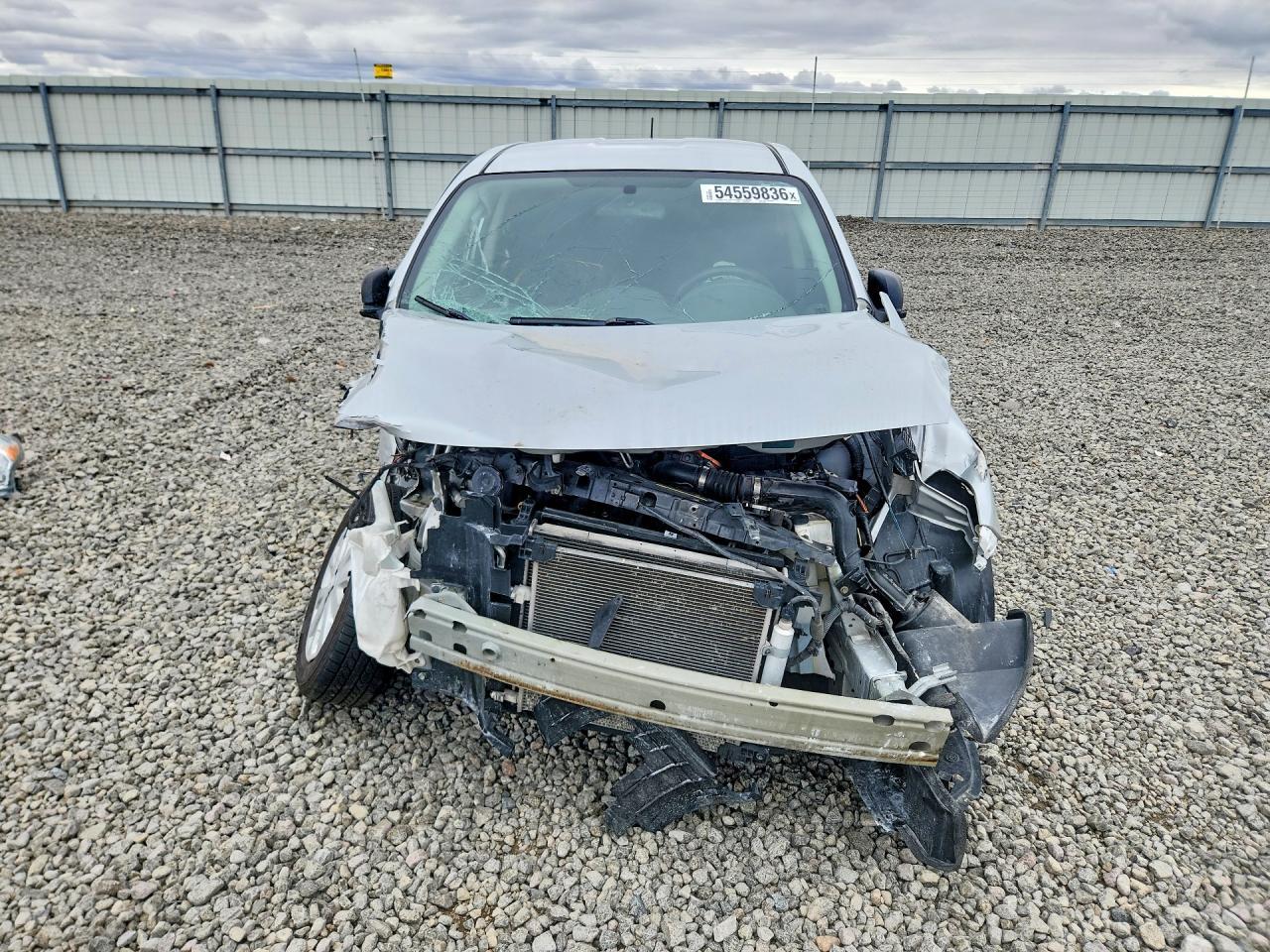 2015 NISSAN VERSA