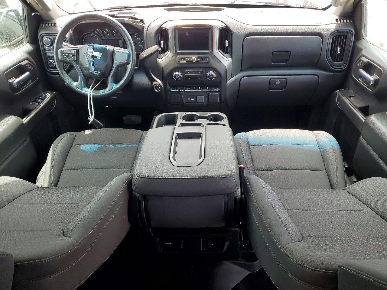 2025 CHEVROLET Silverado