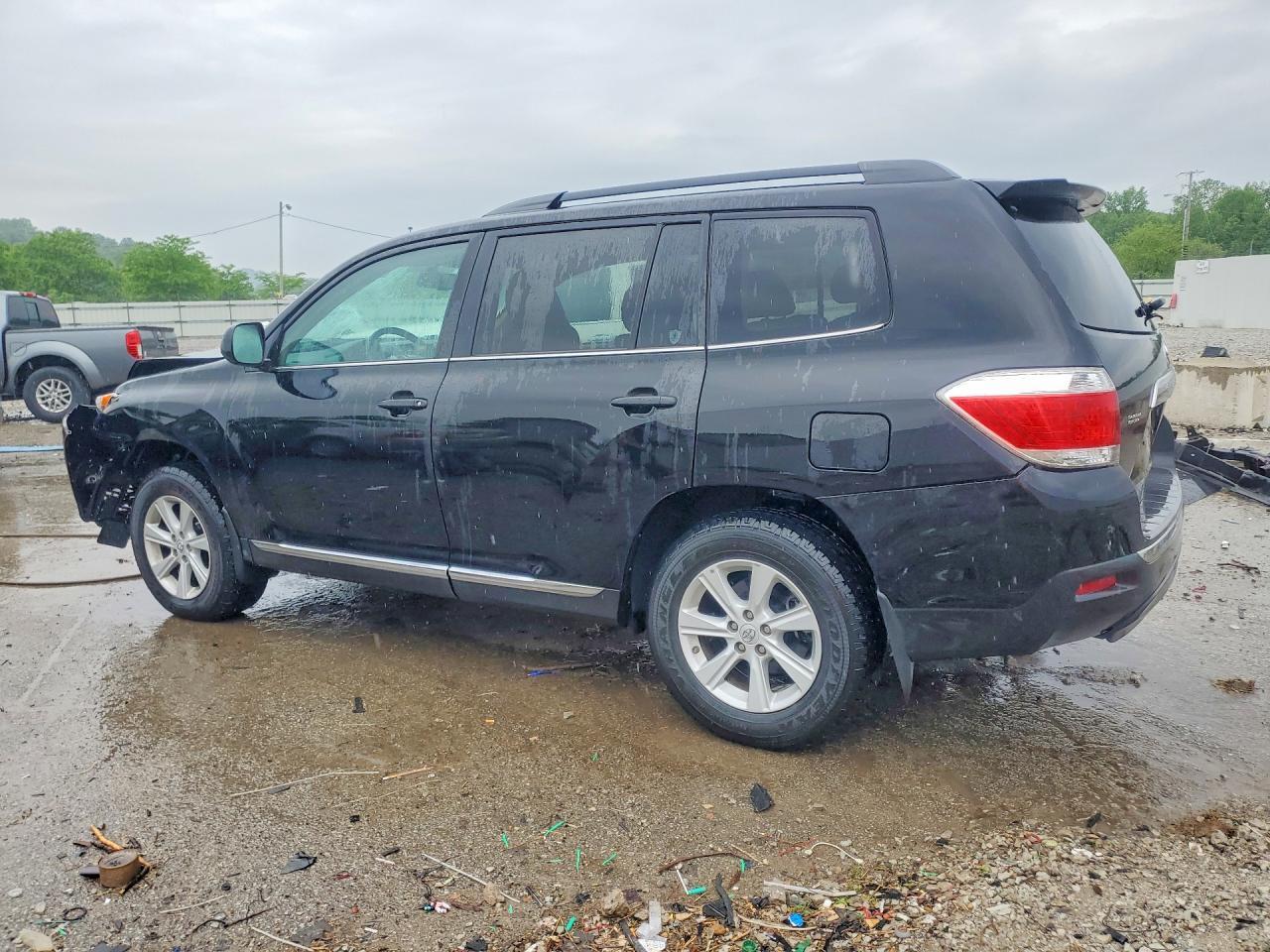 2013 TOYOTA HIGHLANDER
