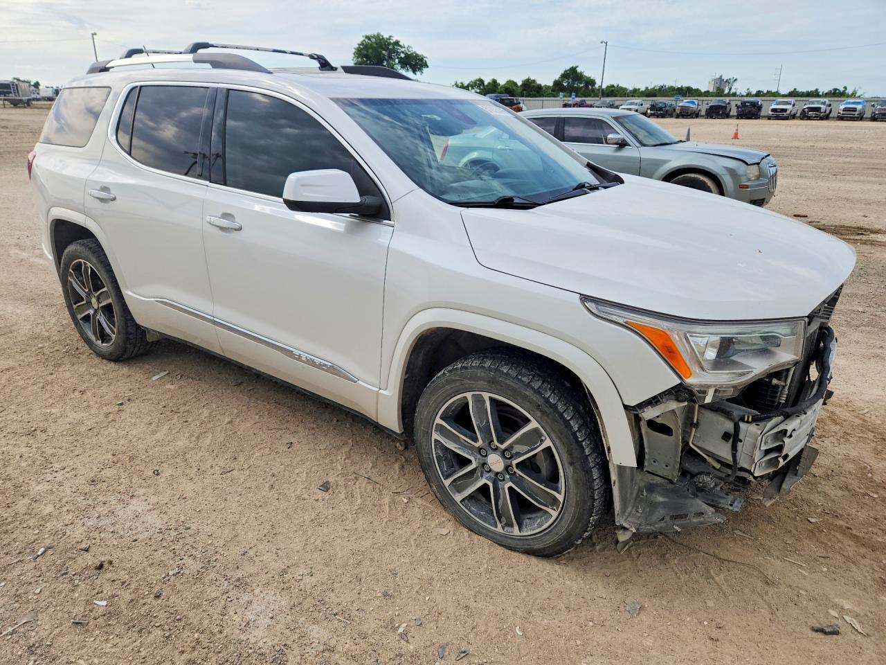 2017 GMC ACADIA