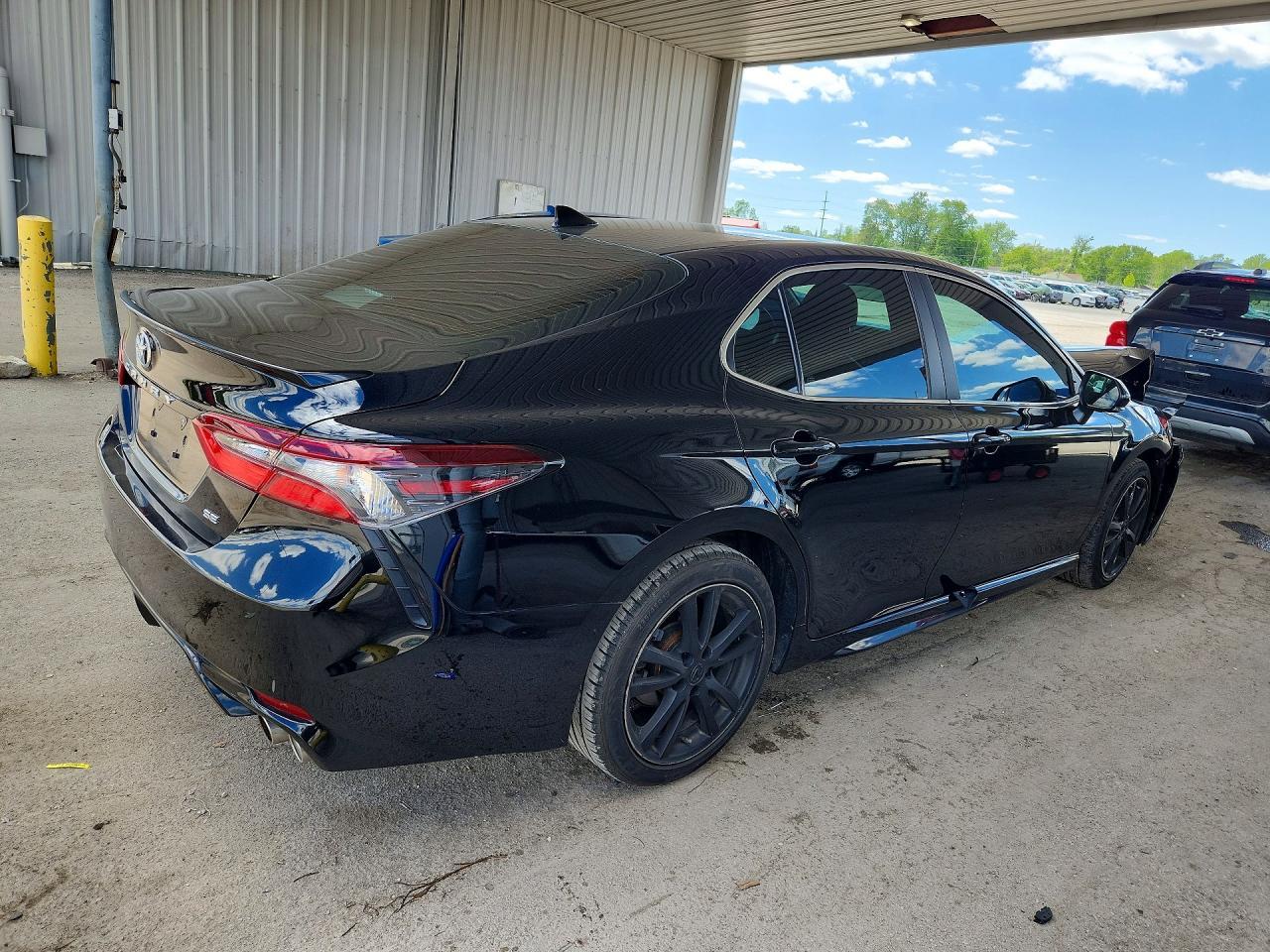 2024 TOYOTA CAMRY