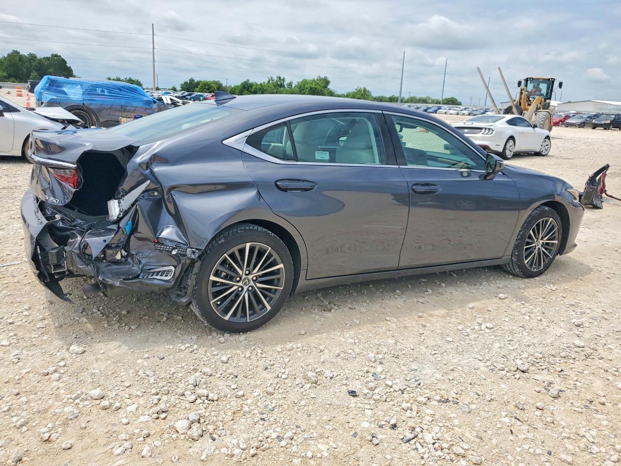 2023 LEXUS ES 350
