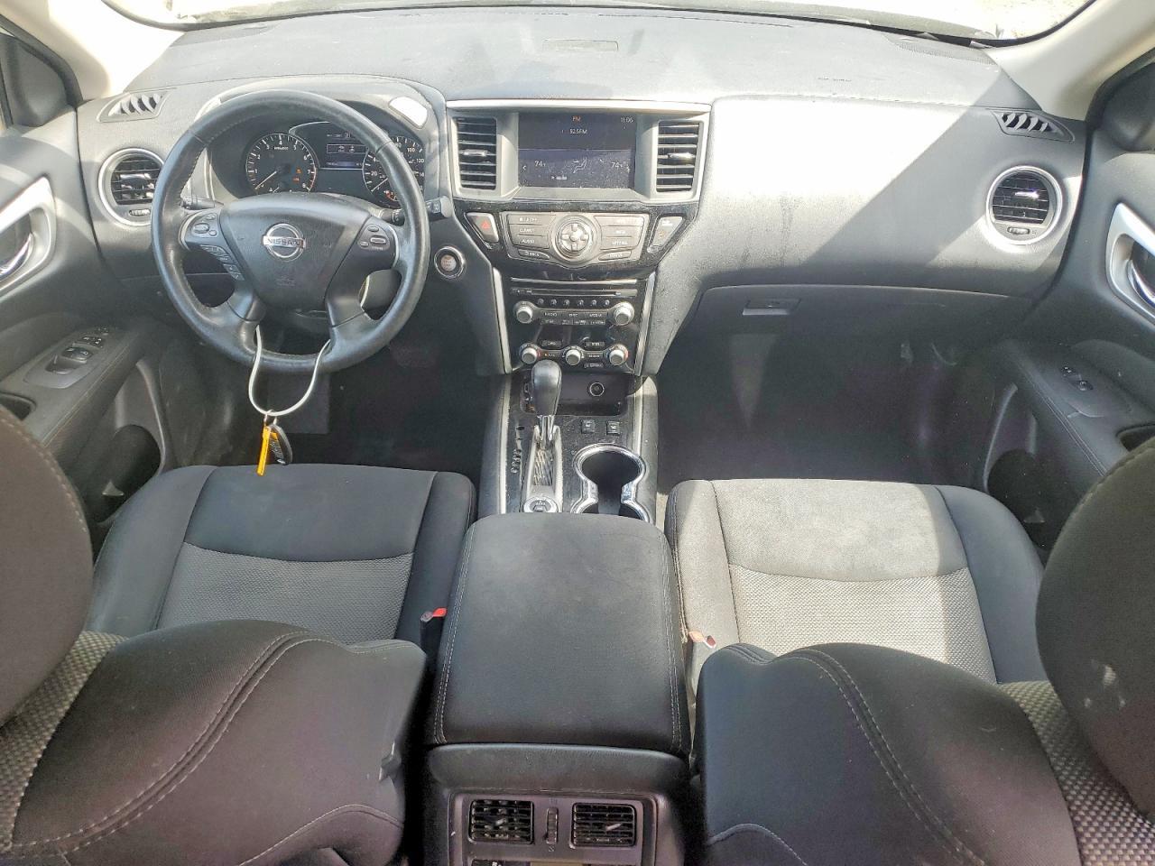 2017 NISSAN PATHFINDER