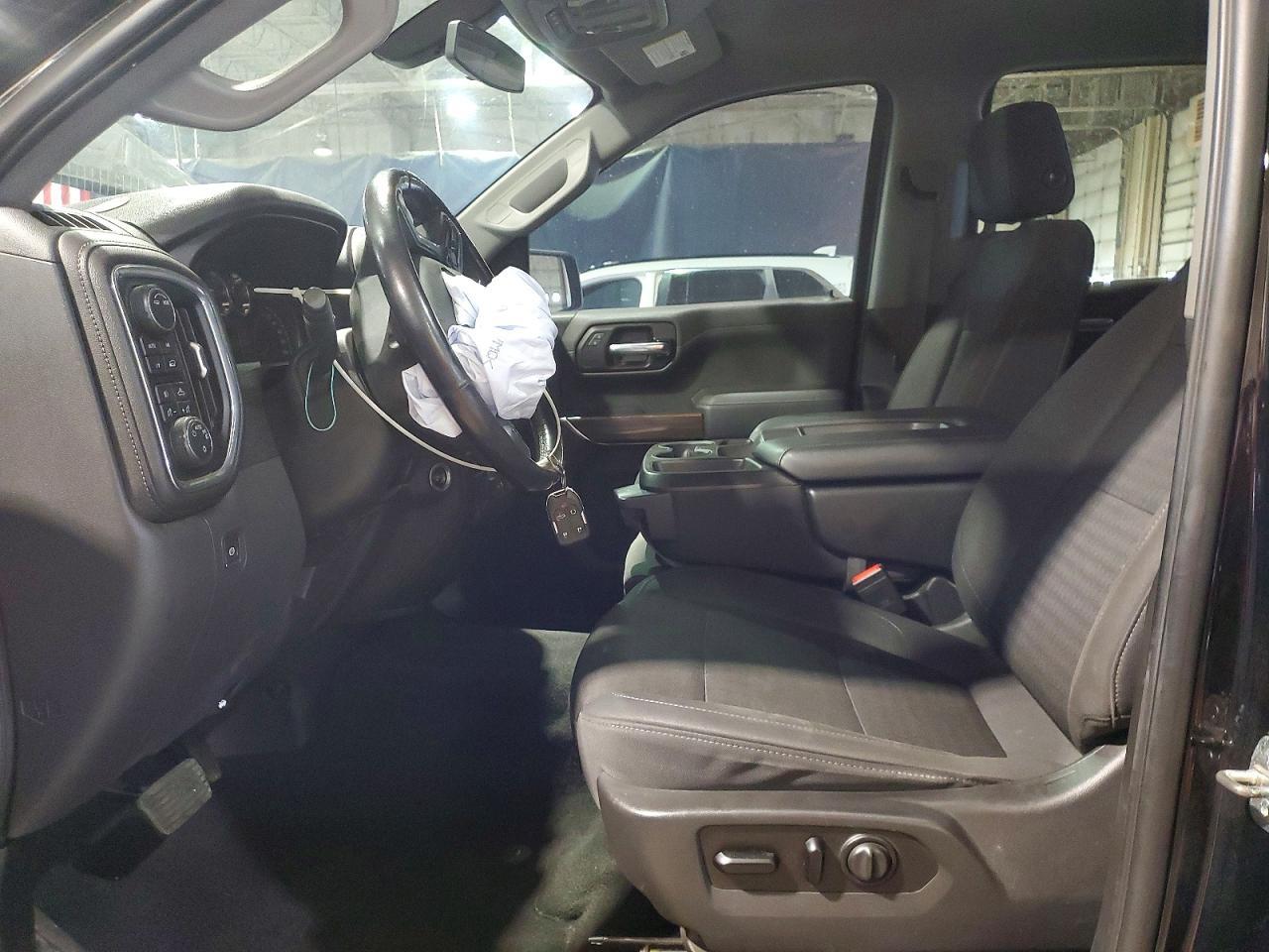 2021 CHEVROLET Silverado
