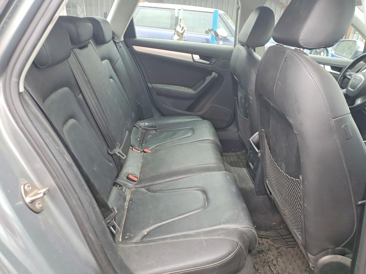2010 AUDI A4