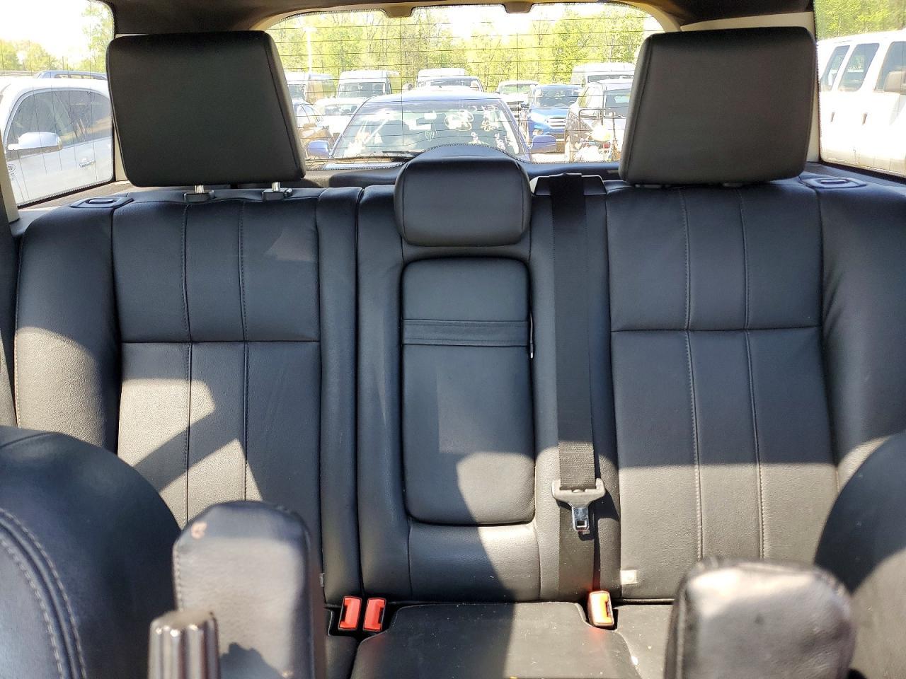 2011 LAND ROVER LR2