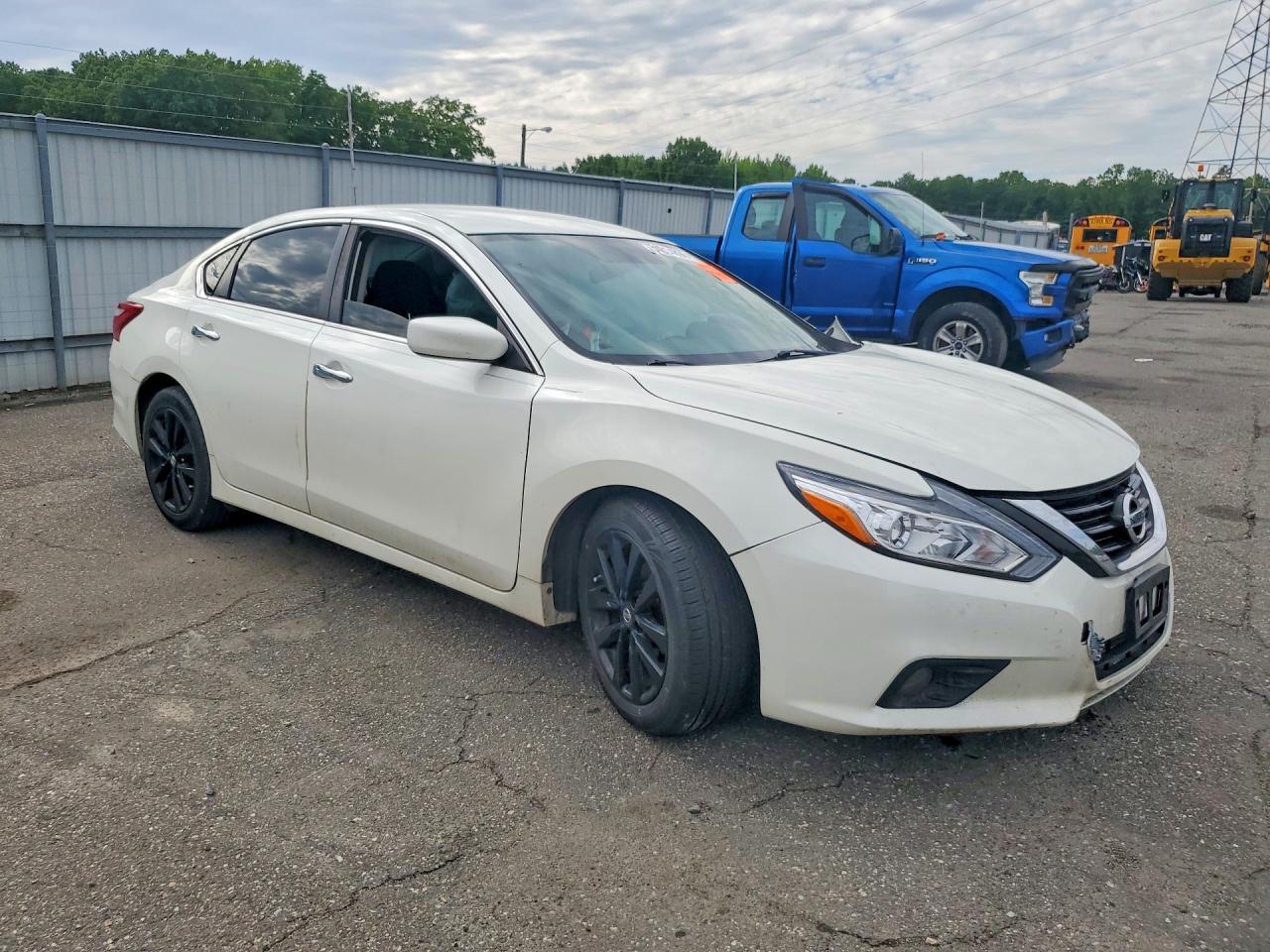 2017 NISSAN ALTIMA