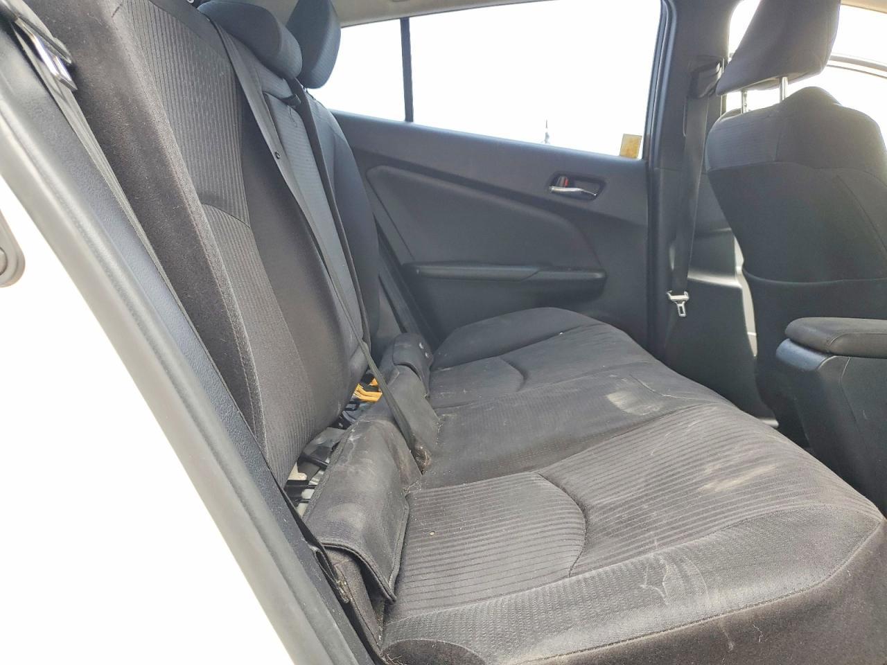 2017 TOYOTA PRIUS
