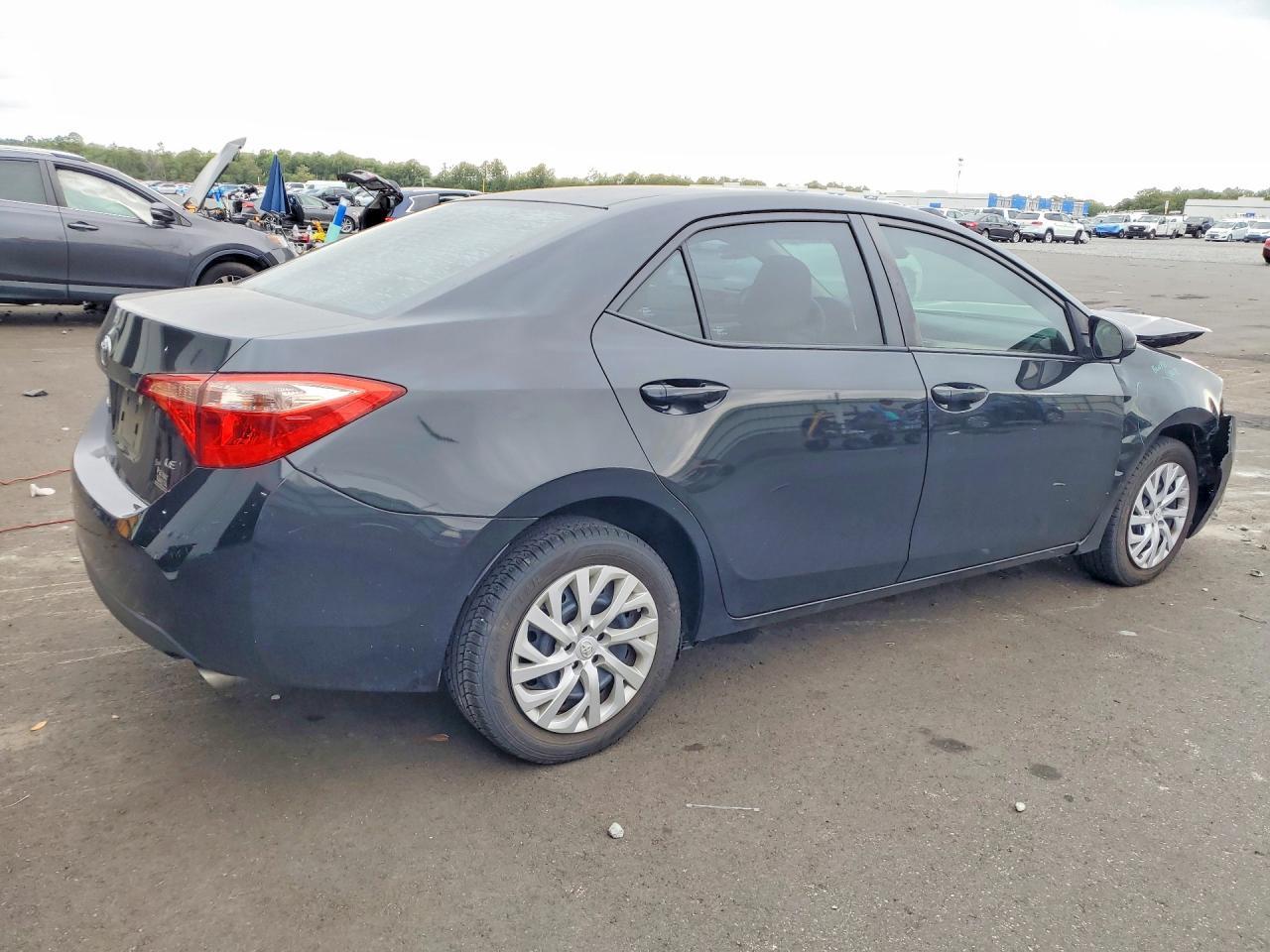 2018 TOYOTA COROLLA