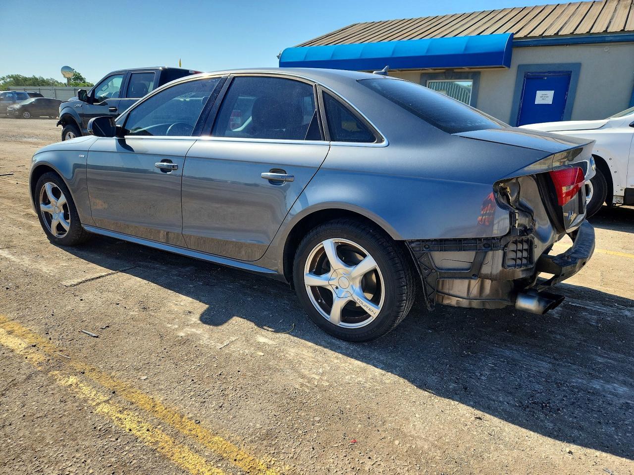2015 AUDI A4