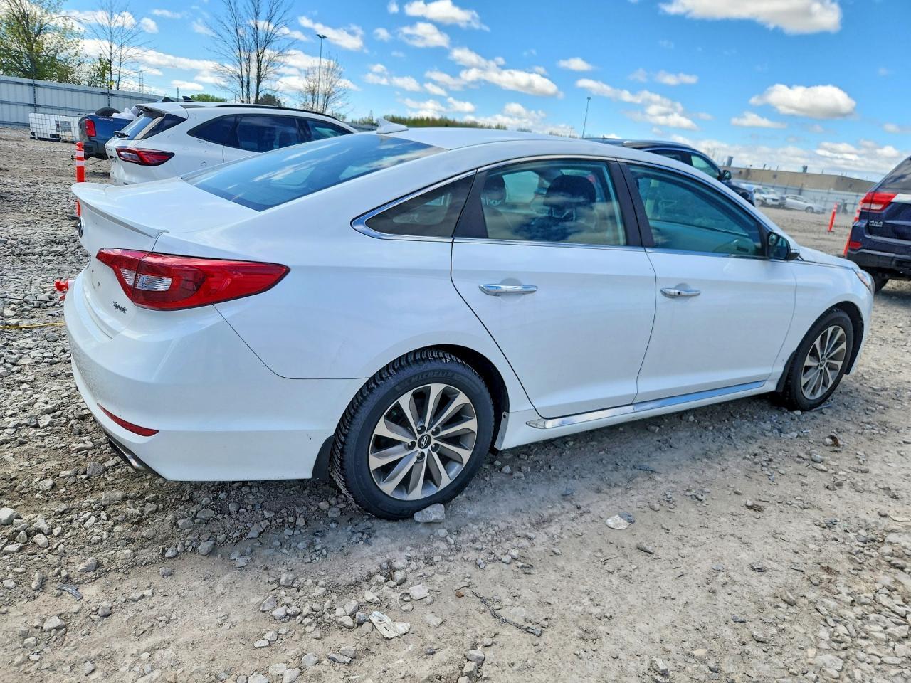 2015 HYUNDAI SONATA