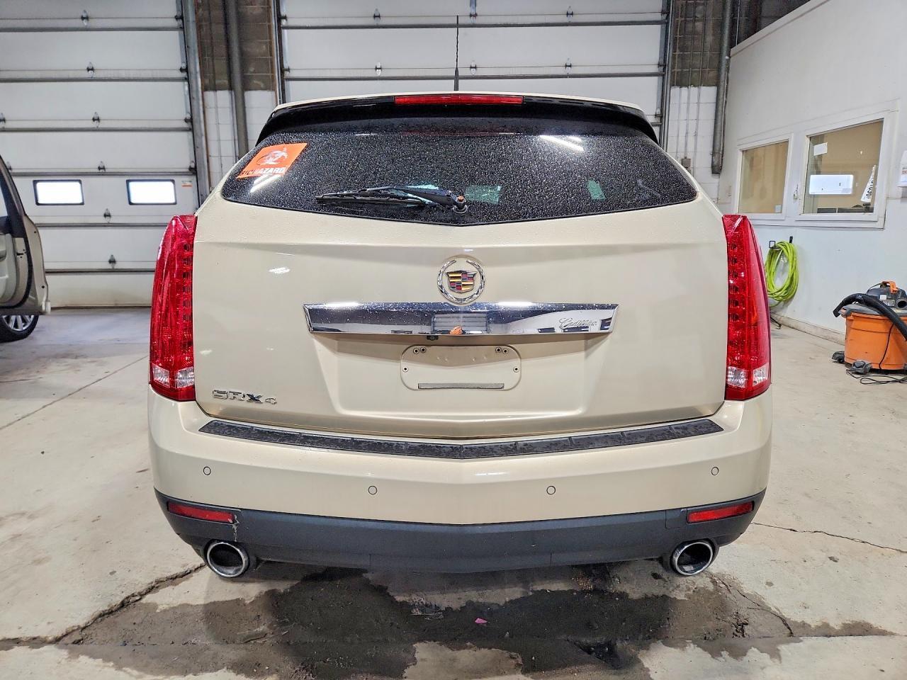 2011 CADILLAC SRX