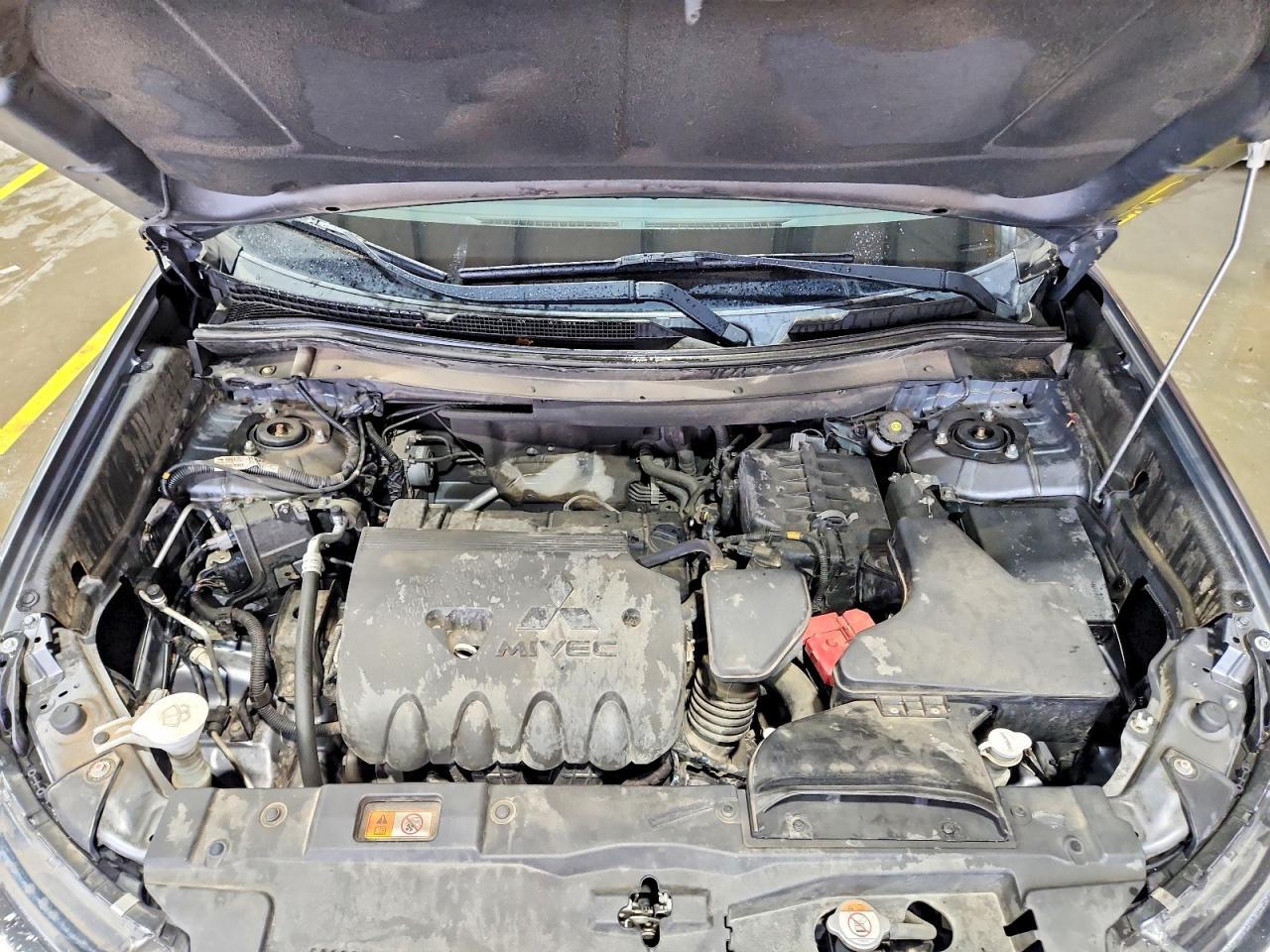 2018 MITSUBISHI outlander