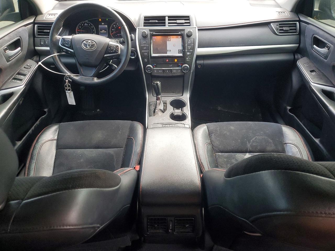 2015 TOYOTA CAMRY
