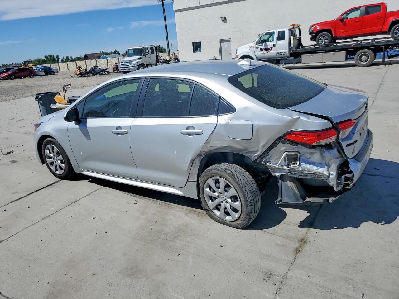 2022 TOYOTA COROLLA