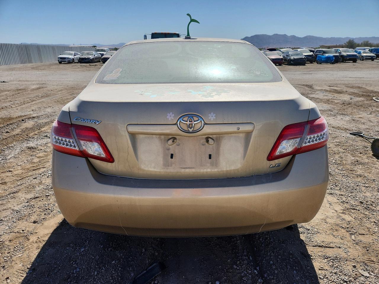 2011 TOYOTA CAMRY
