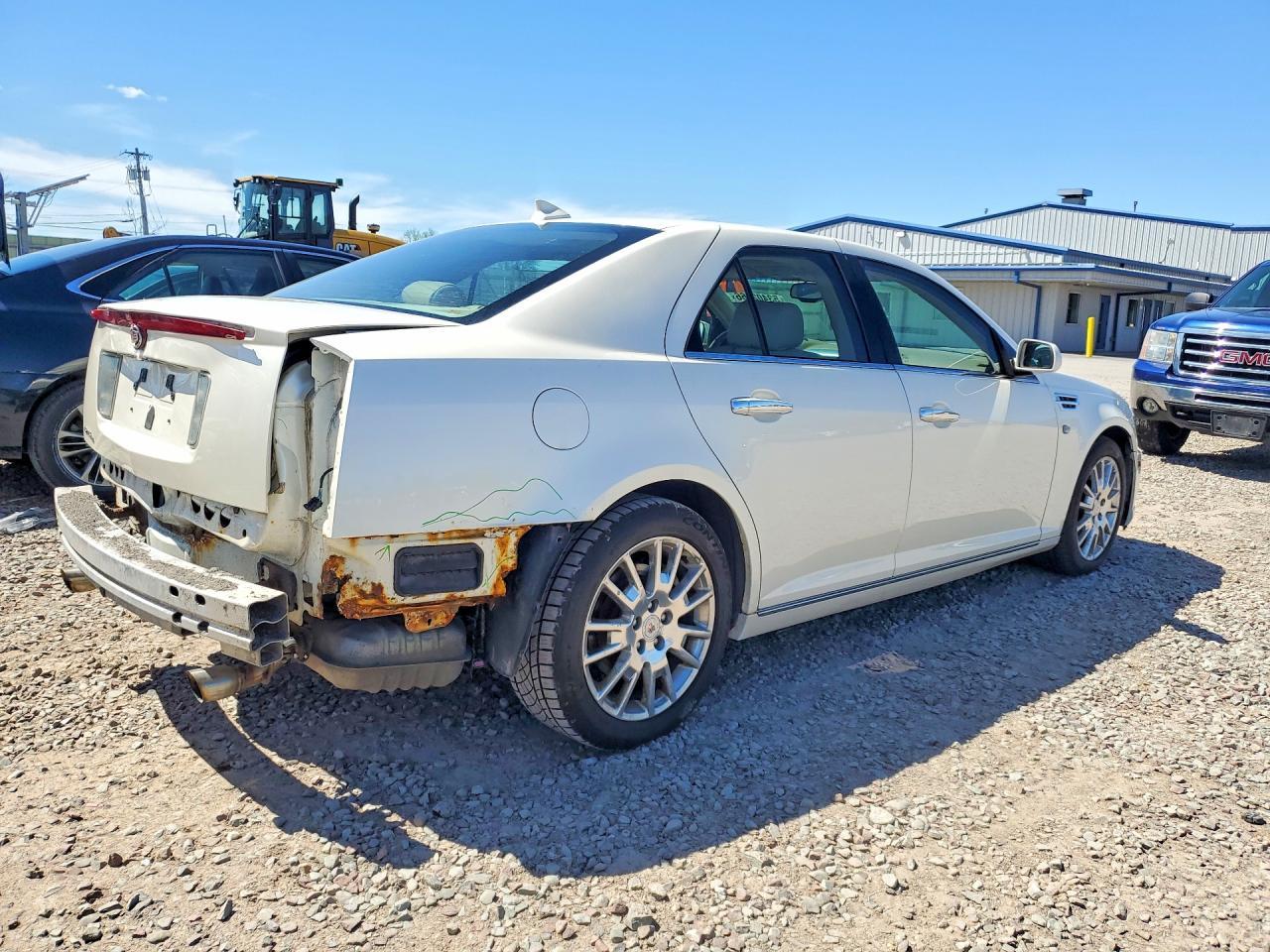 2010 CADILLAC STS