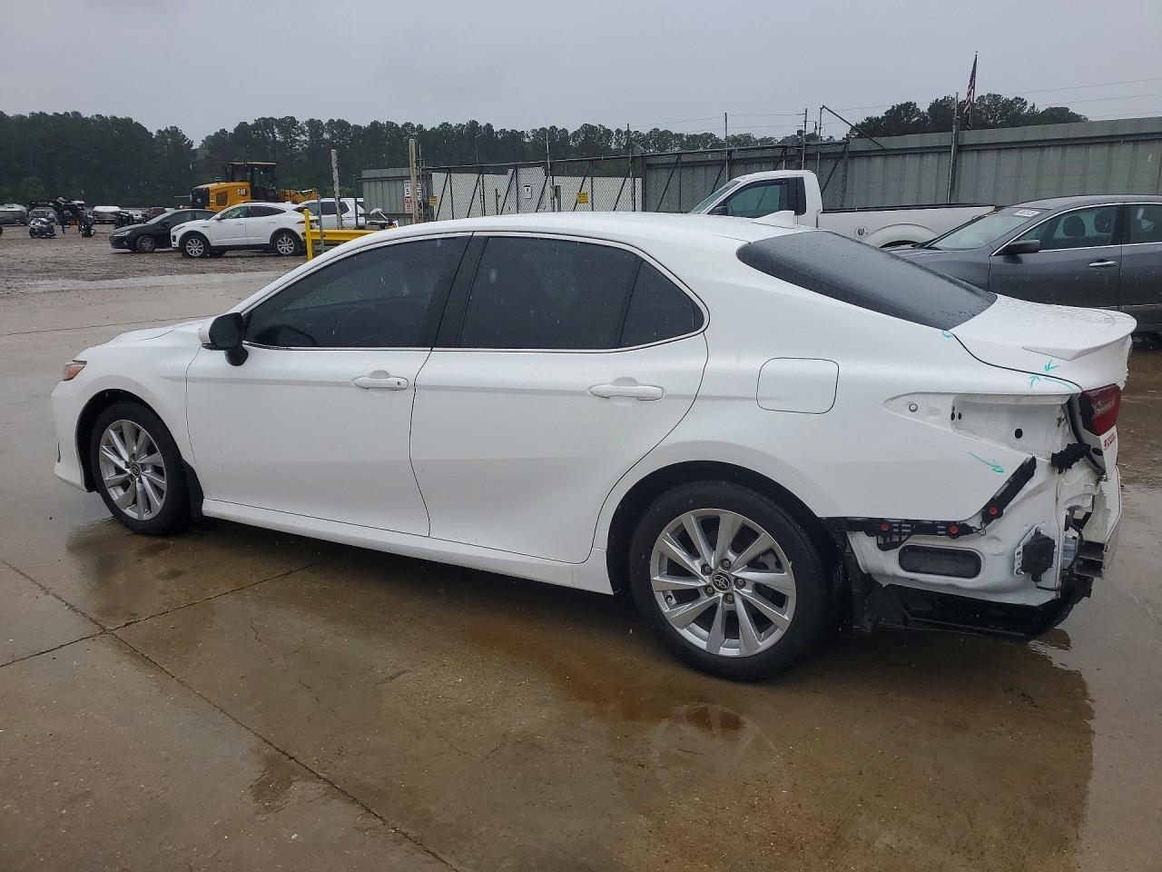 2023 TOYOTA CAMRY