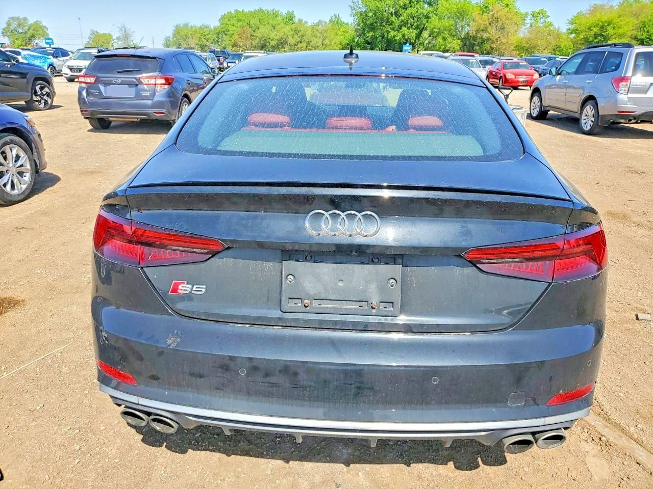 2018 AUDI S5